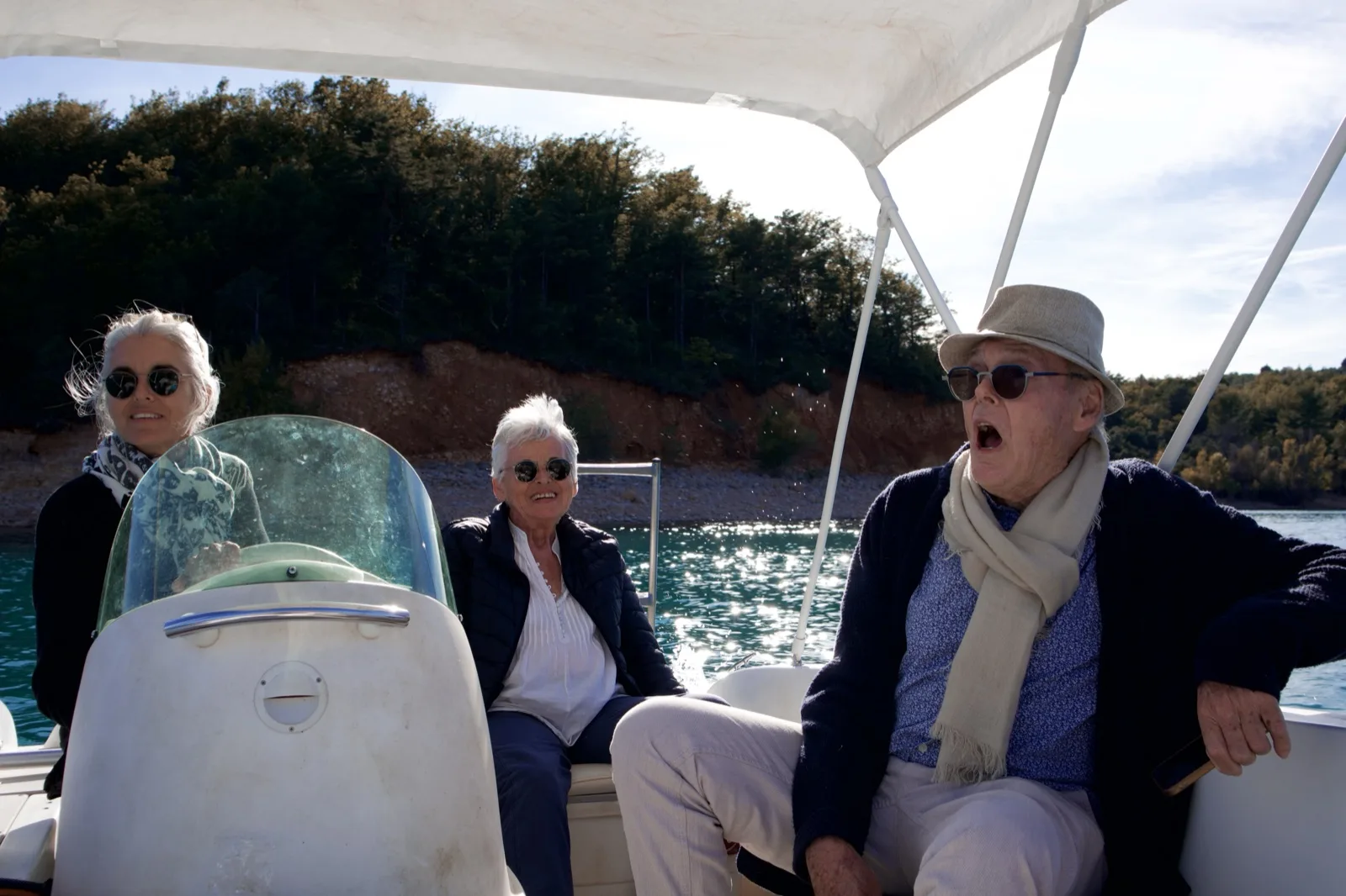Balade en bateau électrique sur le Lac de Sainte-Croix